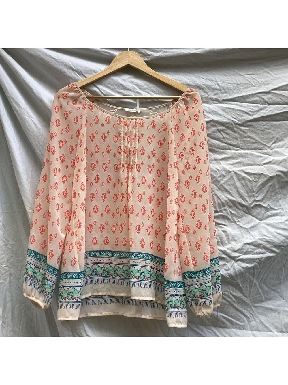 Blu Pepper cream and red patterned lace bohemian blouse, size medium